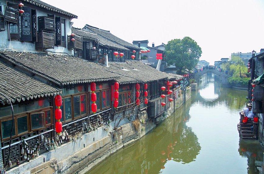 鹿邑农商银行积极参加 “志愿服务送关爱 文明实践树新风”暨“三下乡”活动